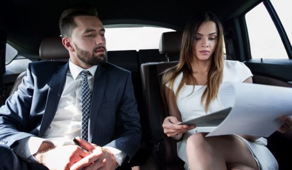 Corporate Chauffeur in Pittsburgh Corporate Chauffeur in Pittsburgh