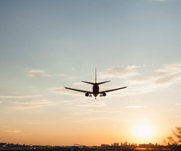 plane landing at pittsburgh international plane landing and airport transportation available